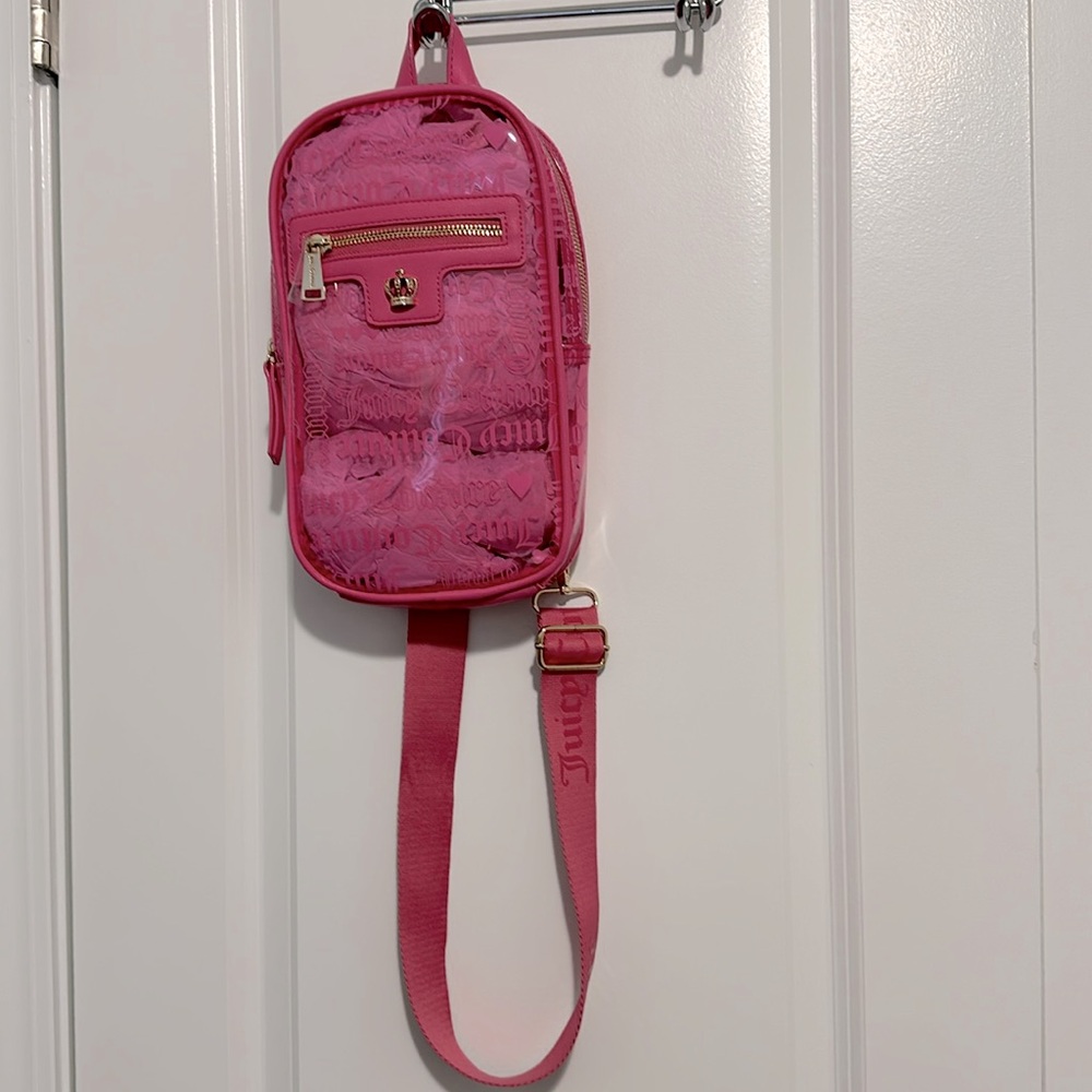 JUICY COUTURE Bag Heart Juicy Pink Beachin Sling NWT